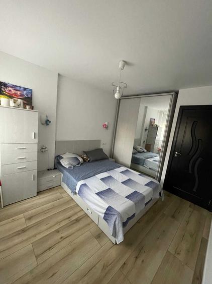 Inchiriez Apartament central cu 2 camere - 8