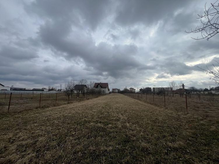 Teren Construcții de 2020 mp, în Nord-Vest