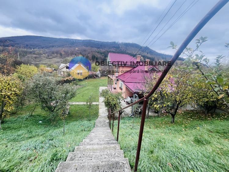 Casă individuală cu 3 camere cu Teren 1453 Mp în Sud-Vest
