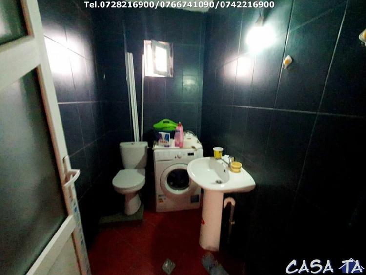 Casă individuală cu 3 camere cu Canalizare în Bălești