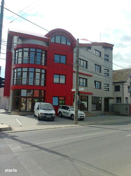 Spațiu comercial, de 250 mp, în Central