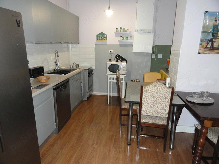 Casă cu 4 camere cu Teren 313 Mp în Central
