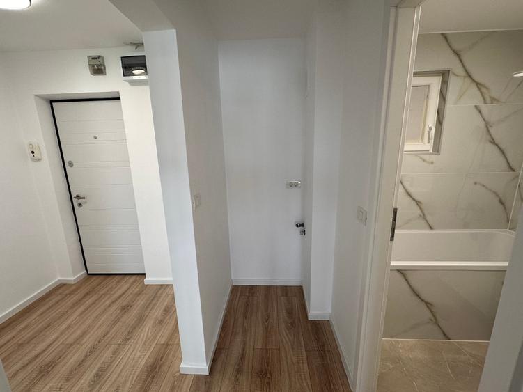Apartament cu 2 camere decomandat în Drumul Taberei
