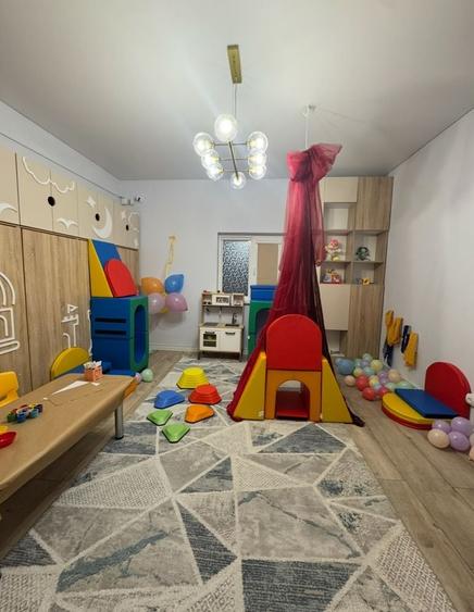 Casă cu 4 camere cu Teren 150 Mp în George Bacovia