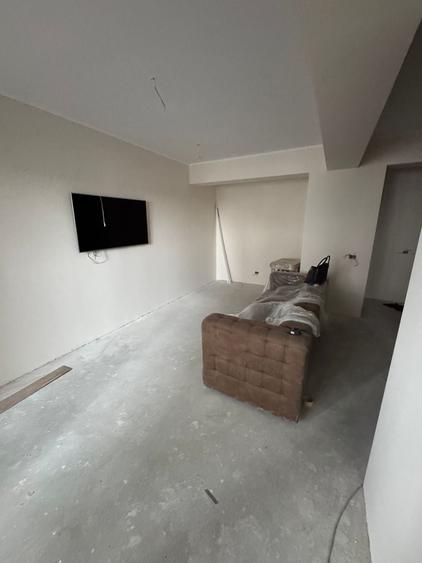 Apartament cu 2 camere decomandat, mobilat în Tomis Nord