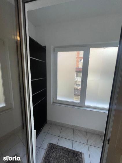 Apartament cu 3 camere, mobilat în Gării