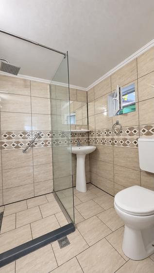 Casă individuală cu 4 camere cu Teren 200 Mp în Delfinariu
