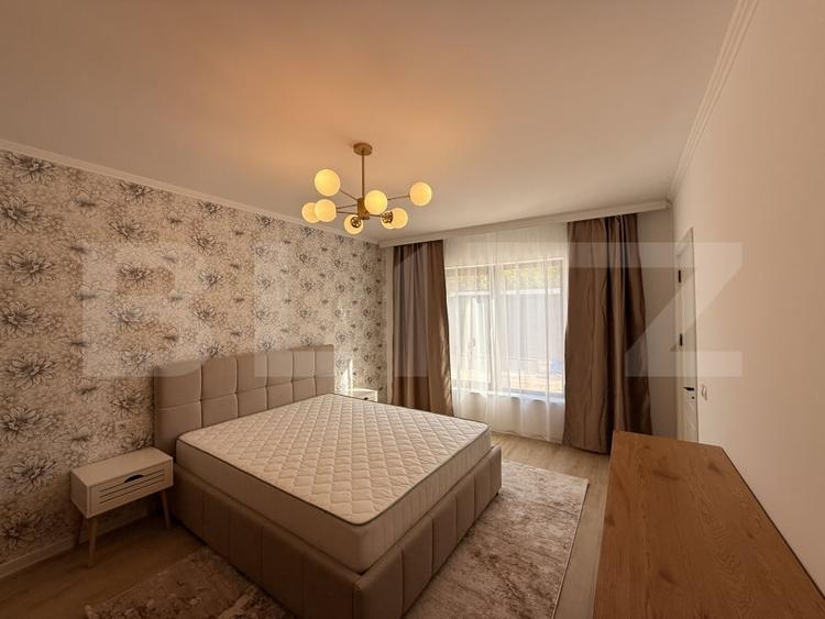 Duplex cu 6 camere cu Canalizare în Romanești