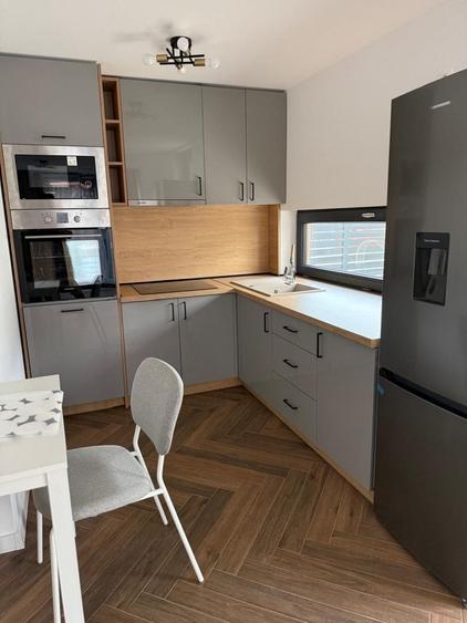 Casă cu 2 camere cu Teren 250 Mp în Exterior Vest