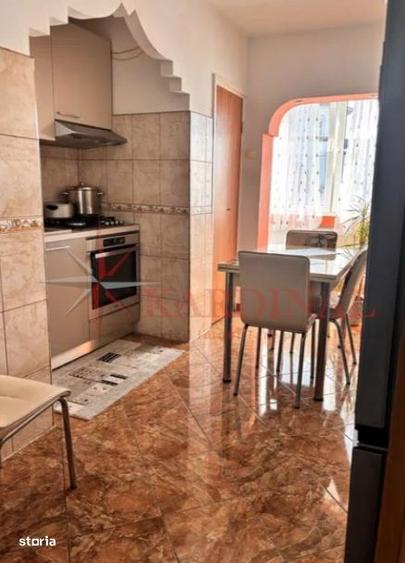 Apartament cu 2 camere decomandat, mobilat în Craiter