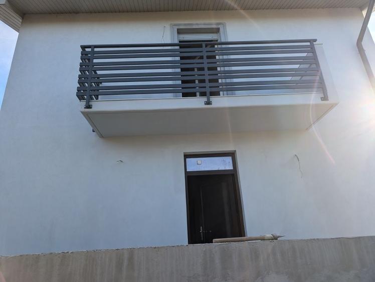 Casă cu 4 camere în Livada