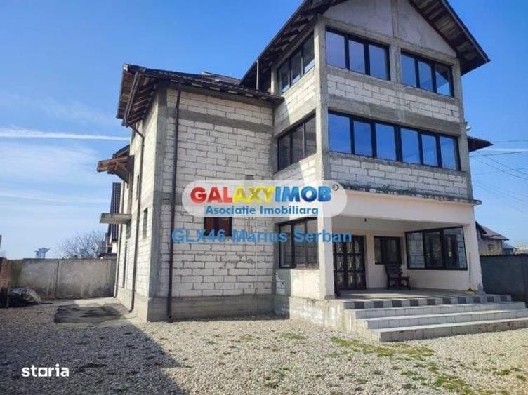 Casă cu Teren 561 Mp în Micro 12
