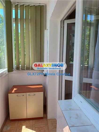 Apartament cu 2 camere semidecomandat, mobilat în 13 Septembrie