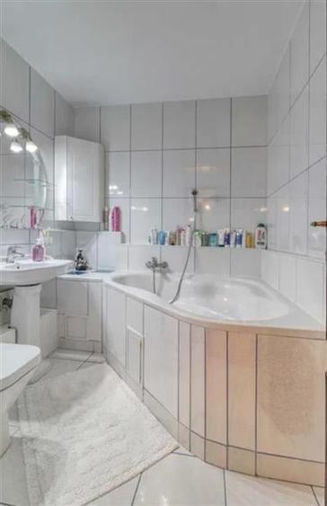 Apartament cu 2 camere decomandat, mobilat în Brâncoveanu