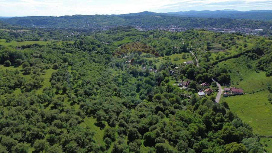 Teren agricol extravilan de 14489 mp, în Exterior Est