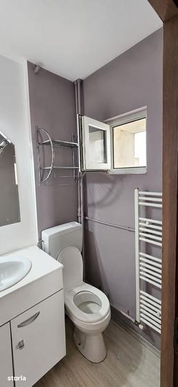 Apartament cu 3 camere decomandat în Militari