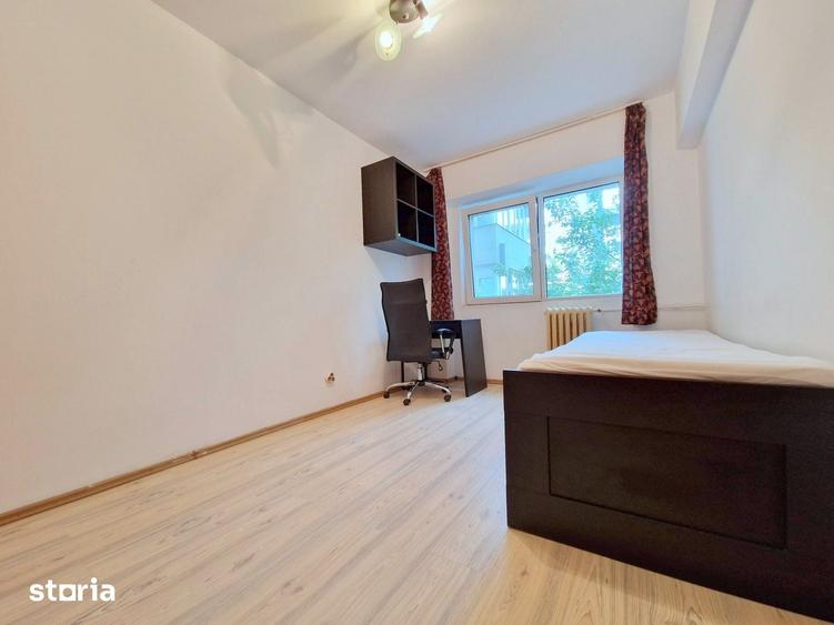 Apartament cu 3 camere decomandat în Gara de Nord