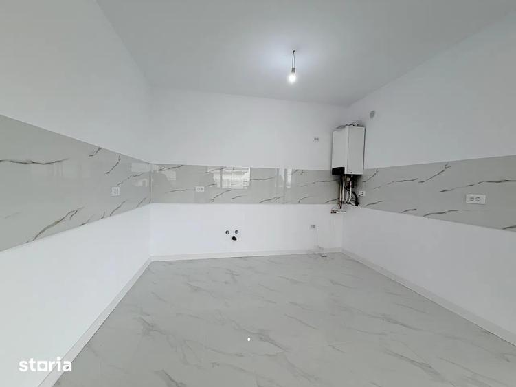 Casă individuală cu 4 camere cu Canalizare în Miroslava