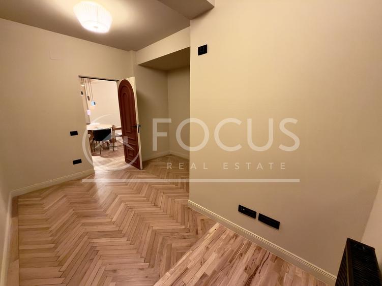 Apartament cu 3 camere semidecomandat, mobilat în Calea Victoriei
