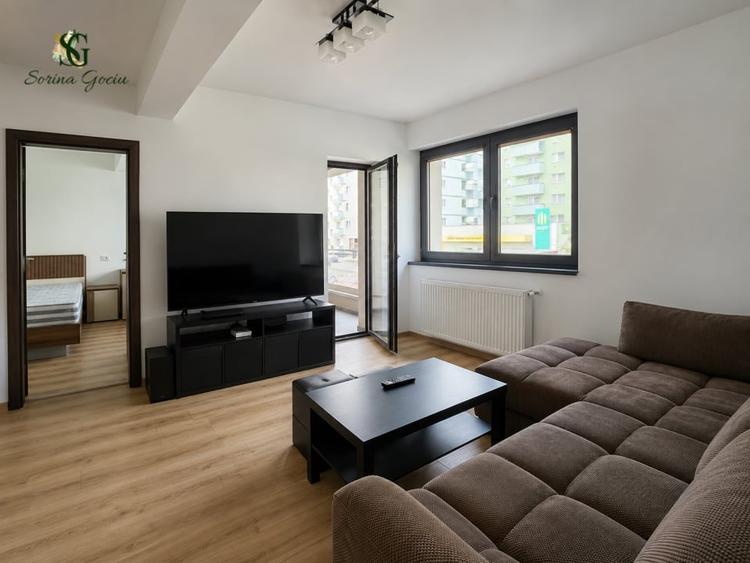 Apartament cu 2 camere decomandat, mobilat în Tractorul