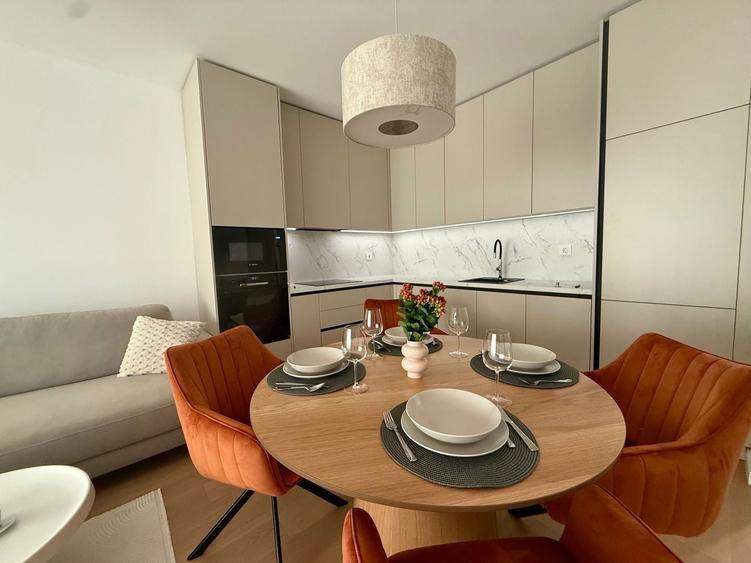 Apartament cu 2 camere decomandat, mobilat în Pipera