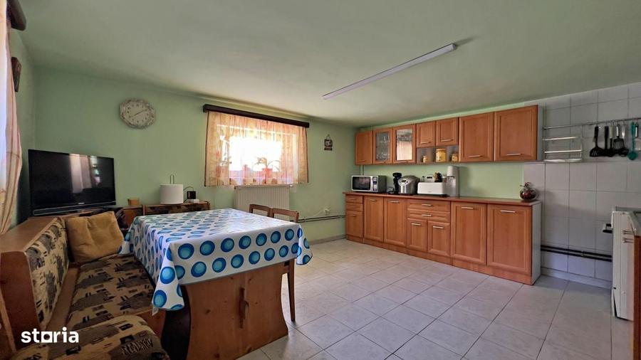 Casă cu 4 camere în Ultracentral
