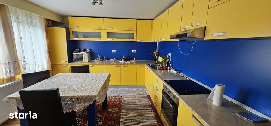 Casă cu 4 camere cu Teren 368 Mp în Coman
