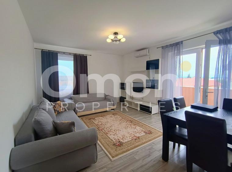 Apartament cu 2 camere semidecomandat, mobilat în Est