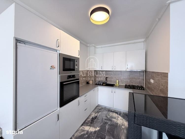 Apartament cu 3 camere semidecomandat în Ultracentral