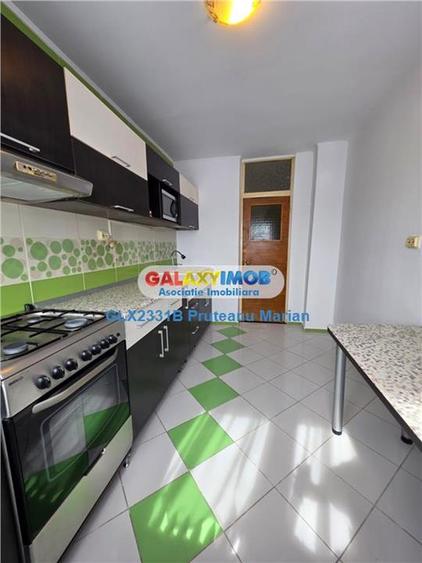 Apartament cu 3 camere semidecomandat, mobilat în Militari