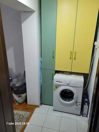 Apartament cu 2 camere semidecomandat în Democrației