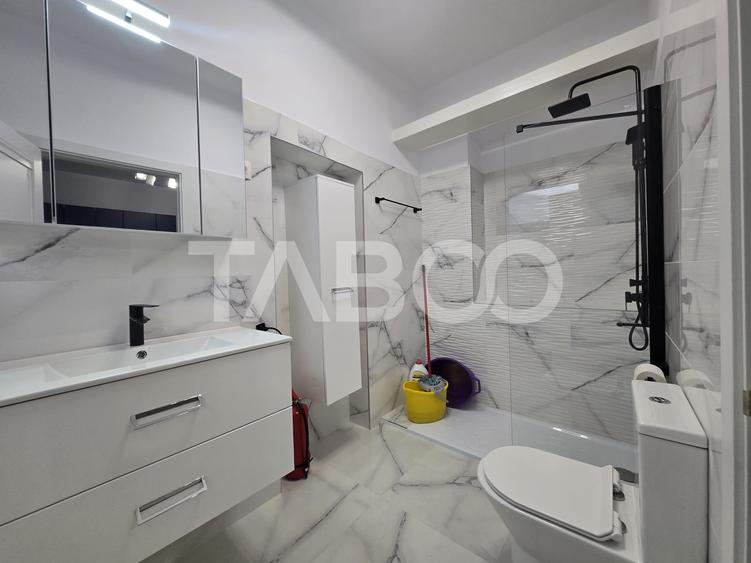 Casă cu 4 camere decomandat cu Canalizare în Orașul de Jos