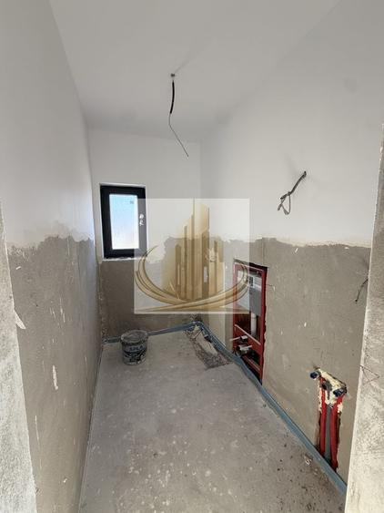 Duplex cu 4 camere cu Canalizare în Sânandrei