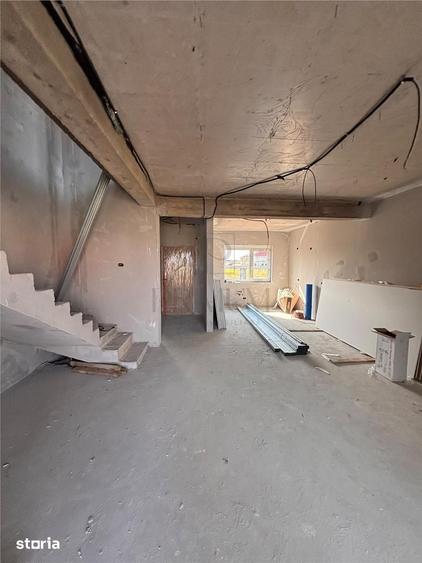 Casă cu 4 camere cu Teren 300 Mp în Central
