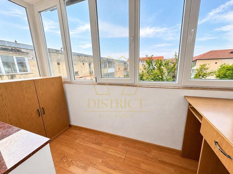 Apartament cu 2 camere semidecomandat, mobilat în Soarelui