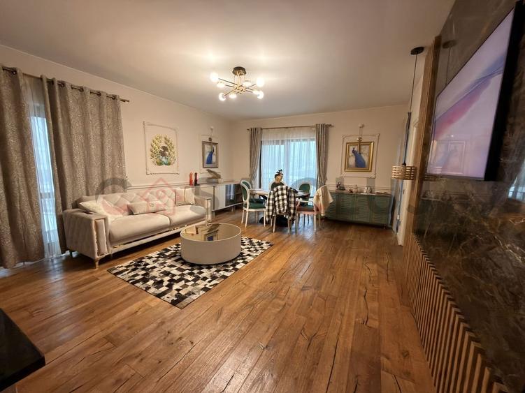 Apartament cu 4 camere semidecomandat, mobilat în Gruia