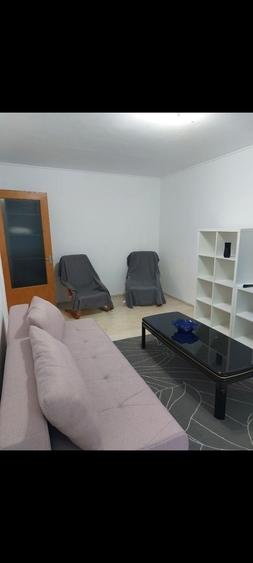 Apartament cu 2 camere decomandat în Berceni
