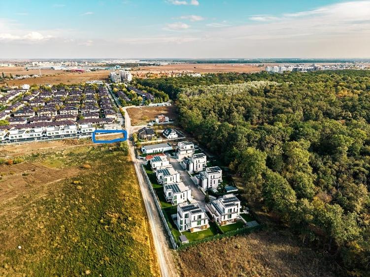 Teren Construcții intravilan de 815 mp, în Central