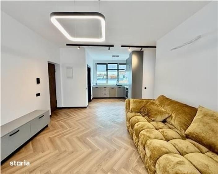Apartament cu 3 camere în Turnișor