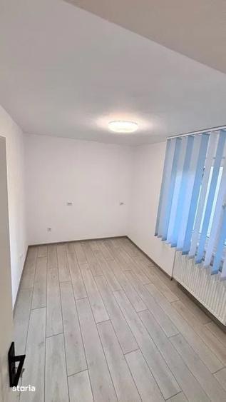 Apartament cu 3 camere decomandat în Dâmbu Pietros