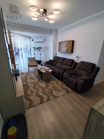 Apartament cu 3 camere decomandat, mobilat în Sebastian