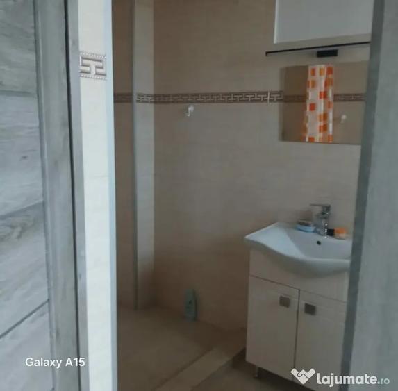 Casă cu 3 camere cu Teren 350 Mp în Ipotești