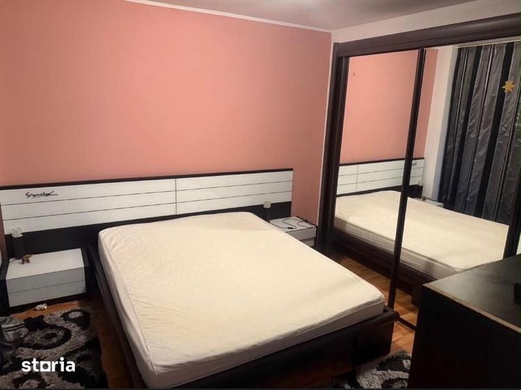 Apartament cu 3 camere decomandat în Babadag