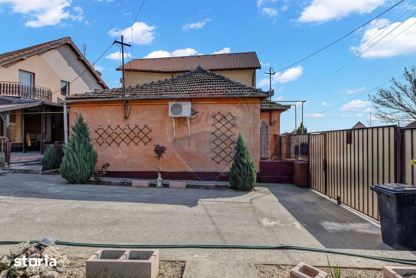 Casă cu 8 camere cu Teren 777 Mp în Ultracentral