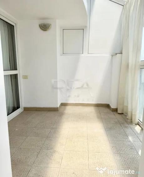 Apartament cu 4 camere decomandat în Ultracentral