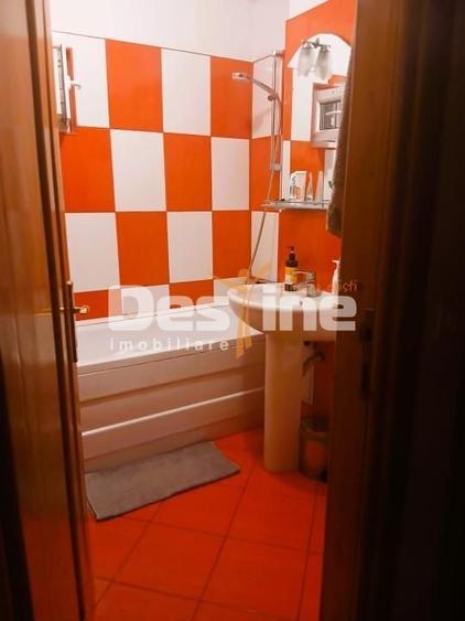 Apartament cu 3 camere decomandat, mobilat în Ultracentral