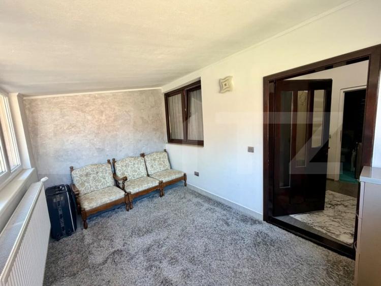Casă cu 3 camere cu Teren 293 Mp în Central