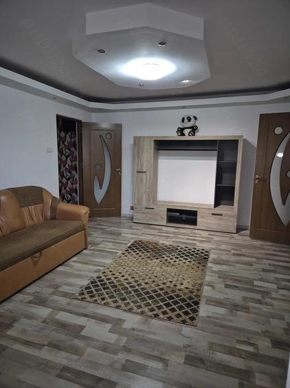 Apartament cu 2 camere semidecomandat în Broșteni
