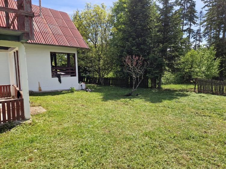 Casă individuală cu 3 camere cu Teren 738 Mp în Central