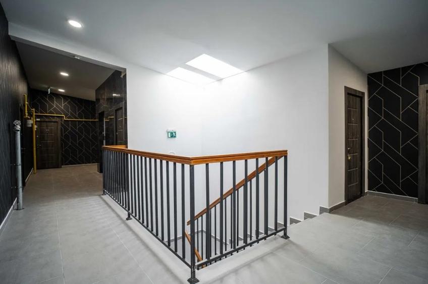 Apartament cu 3 camere decomandat în Păcurari